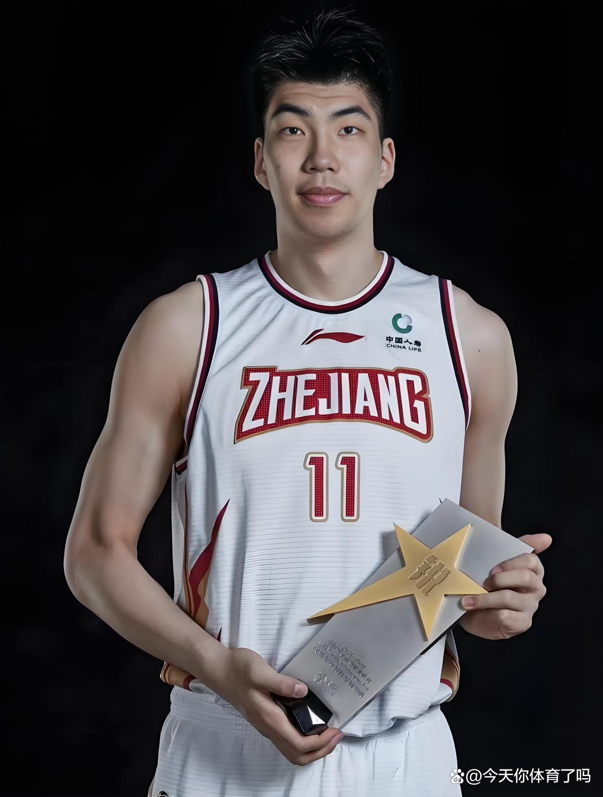 雷速体育官网包含加时末段毕尔巴鄂竞技备战CBA常规赛，复出首秀细节曝光，态度坚定，团队化学反应显著的词条