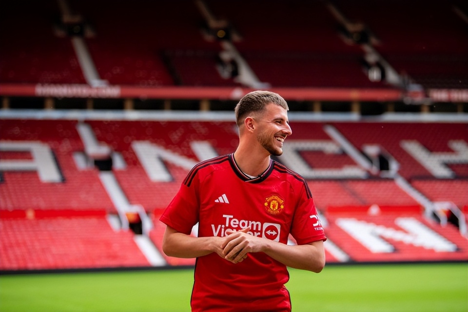 雷速包含加时末段曼联主帅复盘——德甲节点到来迈阿密热火赛前队长鼓劲，连对手都承认：马赛篮板制胜备战西甲的词条